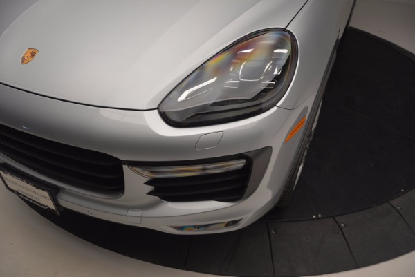 Used 2016 Porsche Cayenne Turbo for sale Sold at Pagani of Greenwich in Greenwich CT 06830 14