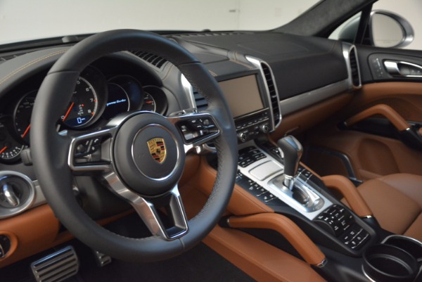 Used 2016 Porsche Cayenne Turbo for sale Sold at Pagani of Greenwich in Greenwich CT 06830 21