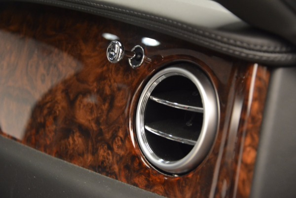 Used 2014 Bentley Flying Spur for sale Sold at Pagani of Greenwich in Greenwich CT 06830 10