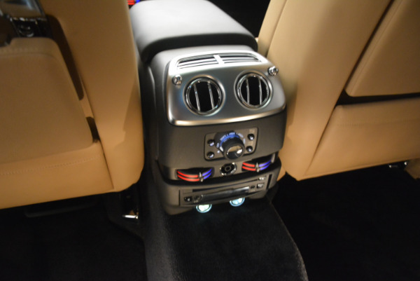 Used 2013 Rolls-Royce Ghost for sale Sold at Pagani of Greenwich in Greenwich CT 06830 23