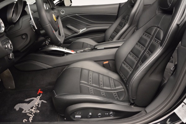 Used 2015 Ferrari California T for sale $147,900 at Pagani of Greenwich in Greenwich CT 06830 26