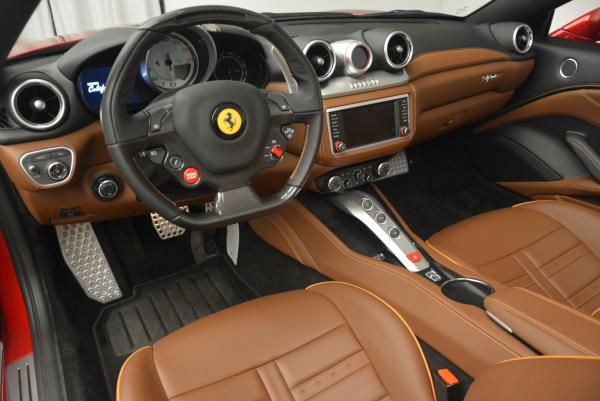 Used 2015 Ferrari California T for sale Sold at Pagani of Greenwich in Greenwich CT 06830 25