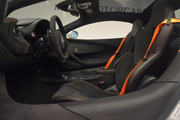 Used 2017 McLaren 570GT for sale $169,900 at Pagani of Greenwich in Greenwich CT 06830 16