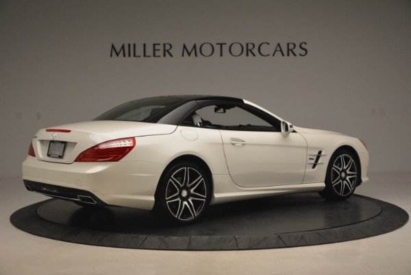 Used 2015 Mercedes Benz SL-Class SL 550 for sale Sold at Pagani of Greenwich in Greenwich CT 06830 21