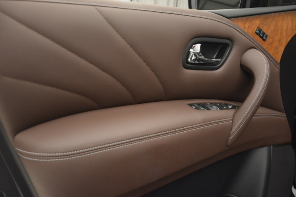 Used 2015 INFINITI QX80 Limited 4WD for sale Sold at Pagani of Greenwich in Greenwich CT 06830 16