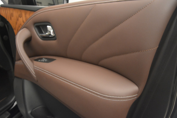 Used 2015 INFINITI QX80 Limited 4WD for sale Sold at Pagani of Greenwich in Greenwich CT 06830 28