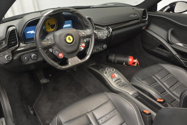 Used 2012 Ferrari 458 Spider for sale Sold at Pagani of Greenwich in Greenwich CT 06830 25