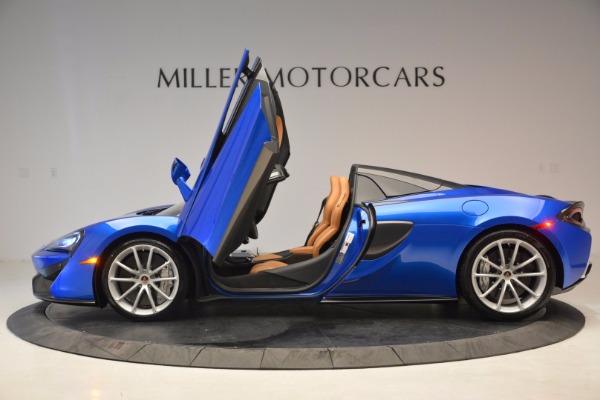 Used 2018 McLaren 570S Spider for sale Sold at Pagani of Greenwich in Greenwich CT 06830 15