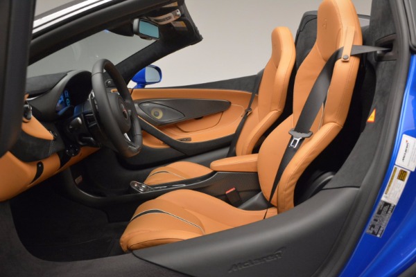 Used 2018 McLaren 570S Spider for sale Sold at Pagani of Greenwich in Greenwich CT 06830 27