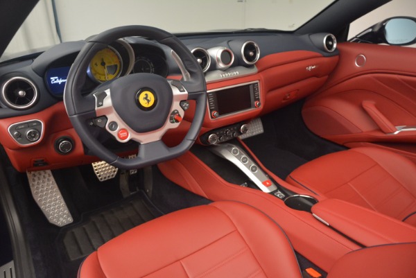 Used 2017 Ferrari California T for sale Sold at Pagani of Greenwich in Greenwich CT 06830 25