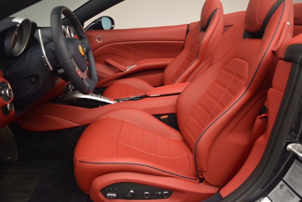 Used 2017 Ferrari California T for sale Sold at Pagani of Greenwich in Greenwich CT 06830 26