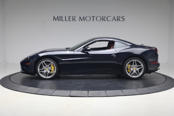 Used 2016 Ferrari California T for sale $119,900 at Pagani of Greenwich in Greenwich CT 06830 25