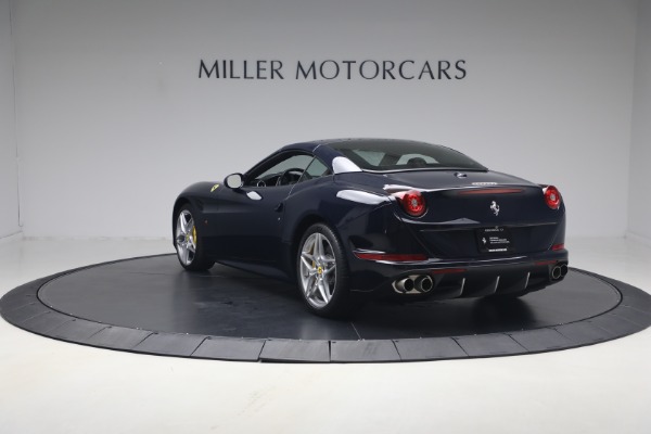 Used 2016 Ferrari California T for sale $119,900 at Pagani of Greenwich in Greenwich CT 06830 27