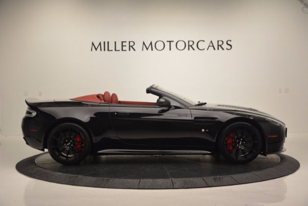 Used 2015 Aston Martin V12 Vantage S Roadster for sale Sold at Pagani of Greenwich in Greenwich CT 06830 9