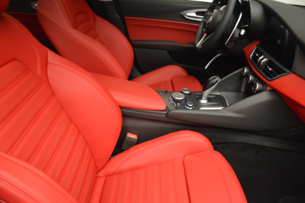 New 2017 Alfa Romeo Giulia Ti Q4 for sale Sold at Pagani of Greenwich in Greenwich CT 06830 20