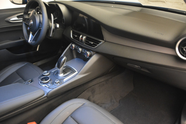 New 2017 Alfa Romeo Giulia Q4 for sale Sold at Pagani of Greenwich in Greenwich CT 06830 21