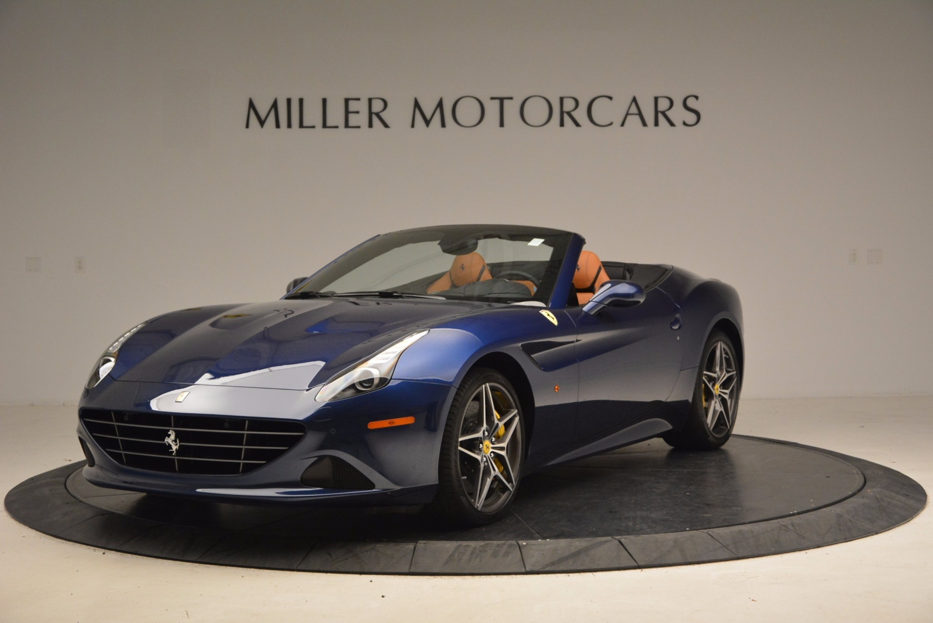 Used 2017 Ferrari California T Handling Speciale for sale Sold at Pagani of Greenwich in Greenwich CT 06830 1