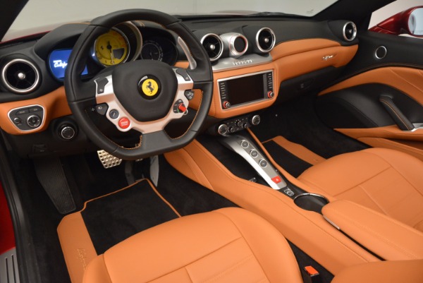 Used 2017 Ferrari California T for sale Sold at Pagani of Greenwich in Greenwich CT 06830 25