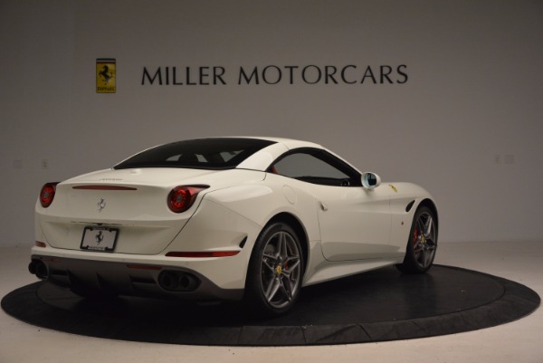 Used 2017 Ferrari California T for sale Sold at Pagani of Greenwich in Greenwich CT 06830 19