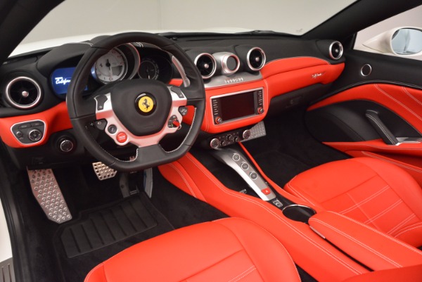 Used 2017 Ferrari California T for sale Sold at Pagani of Greenwich in Greenwich CT 06830 25