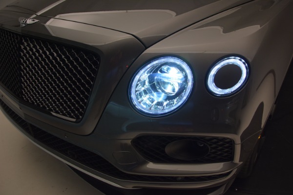 New 2018 Bentley Bentayga Black Edition for sale Sold at Pagani of Greenwich in Greenwich CT 06830 18