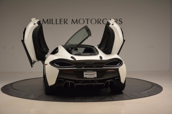 Used 2017 McLaren 570GT for sale Sold at Pagani of Greenwich in Greenwich CT 06830 25