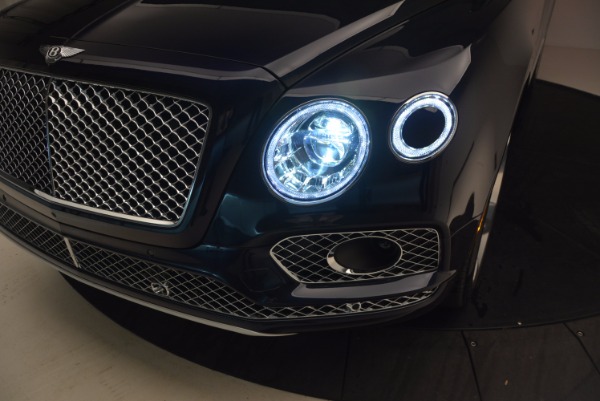 Used 2018 Bentley Bentayga W12 Signature for sale Sold at Pagani of Greenwich in Greenwich CT 06830 19