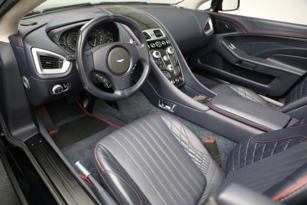 Used 2018 Aston Martin Vanquish S Volante for sale $259,900 at Pagani of Greenwich in Greenwich CT 06830 19