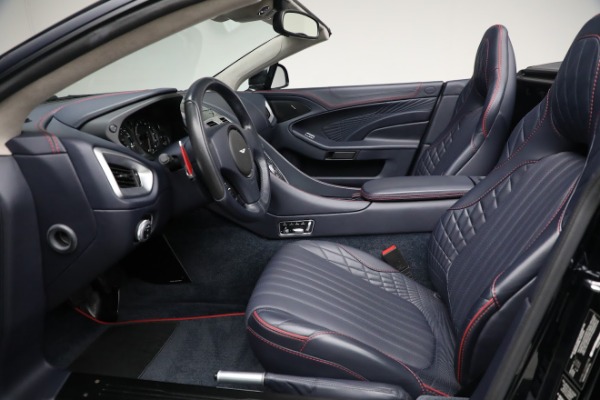 Used 2018 Aston Martin Vanquish S Volante for sale $259,900 at Pagani of Greenwich in Greenwich CT 06830 20