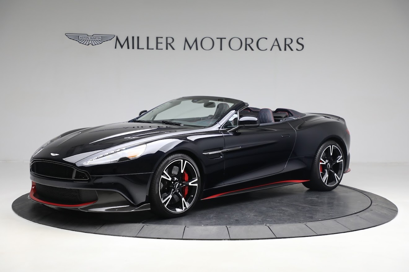 Used 2018 Aston Martin Vanquish S Volante for sale Sold at Pagani of Greenwich in Greenwich CT 06830 1