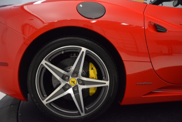 Used 2012 Ferrari California for sale Sold at Pagani of Greenwich in Greenwich CT 06830 23