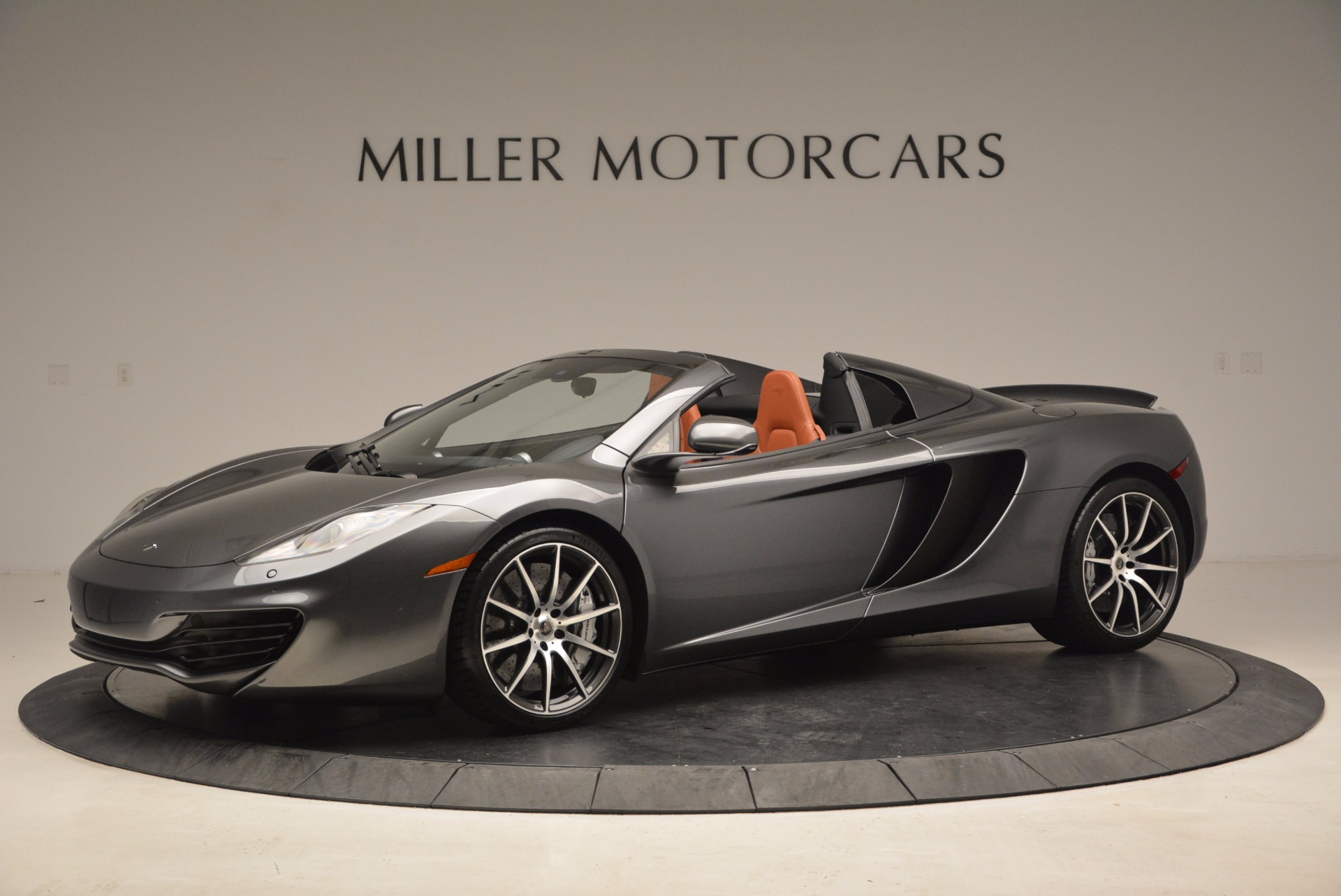 Used 2014 McLaren MP4-12C SPIDER Convertible for sale Sold at Pagani of Greenwich in Greenwich CT 06830 1