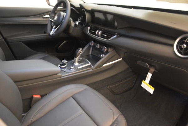 New 2018 Alfa Romeo Stelvio Q4 for sale Sold at Pagani of Greenwich in Greenwich CT 06830 19