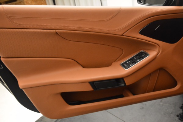 New 2018 Aston Martin Vanquish S Volante for sale Sold at Pagani of Greenwich in Greenwich CT 06830 26