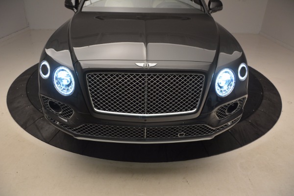 New 2018 Bentley Bentayga Signature for sale Sold at Pagani of Greenwich in Greenwich CT 06830 19