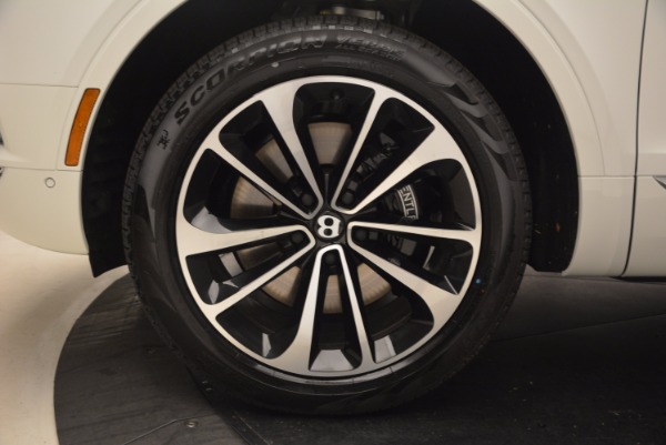 Used 2018 Bentley Bentayga Onyx for sale Call for price at Pagani of Greenwich in Greenwich CT 06830 16