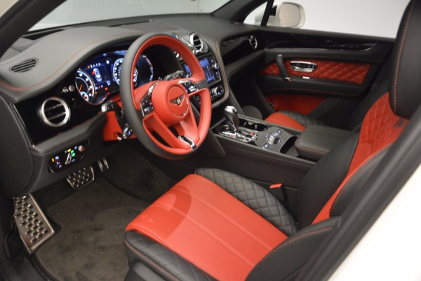 Used 2018 Bentley Bentayga Onyx for sale Call for price at Pagani of Greenwich in Greenwich CT 06830 18