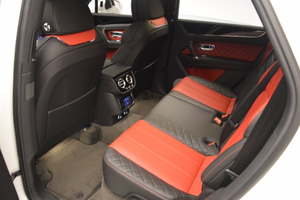 Used 2018 Bentley Bentayga Onyx for sale Call for price at Pagani of Greenwich in Greenwich CT 06830 22