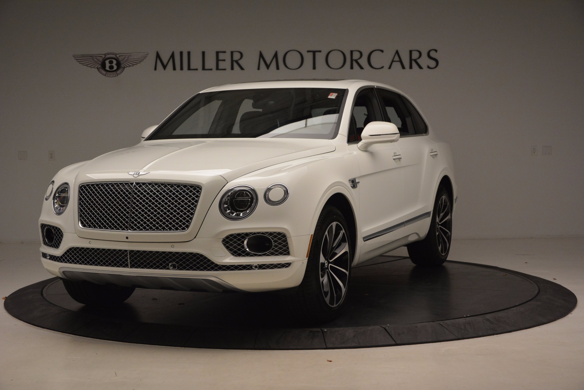 Used 2018 Bentley Bentayga Onyx for sale Call for price at Pagani of Greenwich in Greenwich CT 06830 1