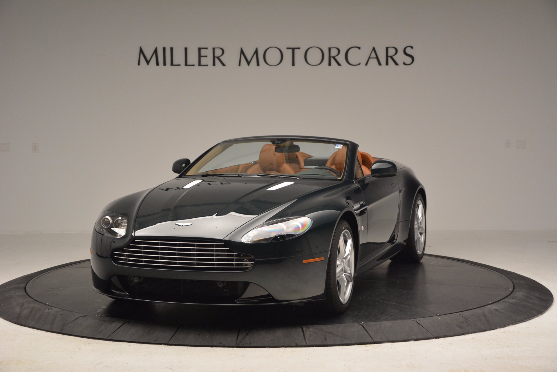 Used 2016 Aston Martin V8 Vantage S Roadster for sale Sold at Pagani of Greenwich in Greenwich CT 06830 1