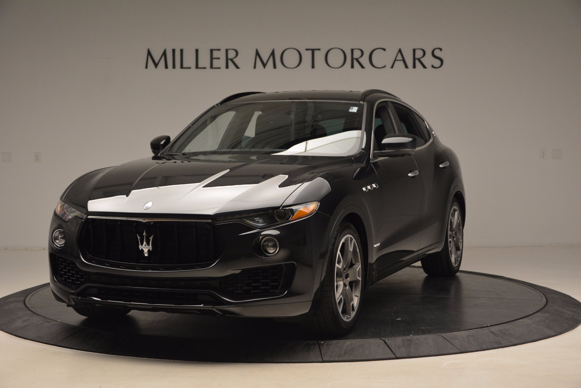 New 2018 Maserati Levante S Q4 GRANSPORT for sale Sold at Pagani of Greenwich in Greenwich CT 06830 1
