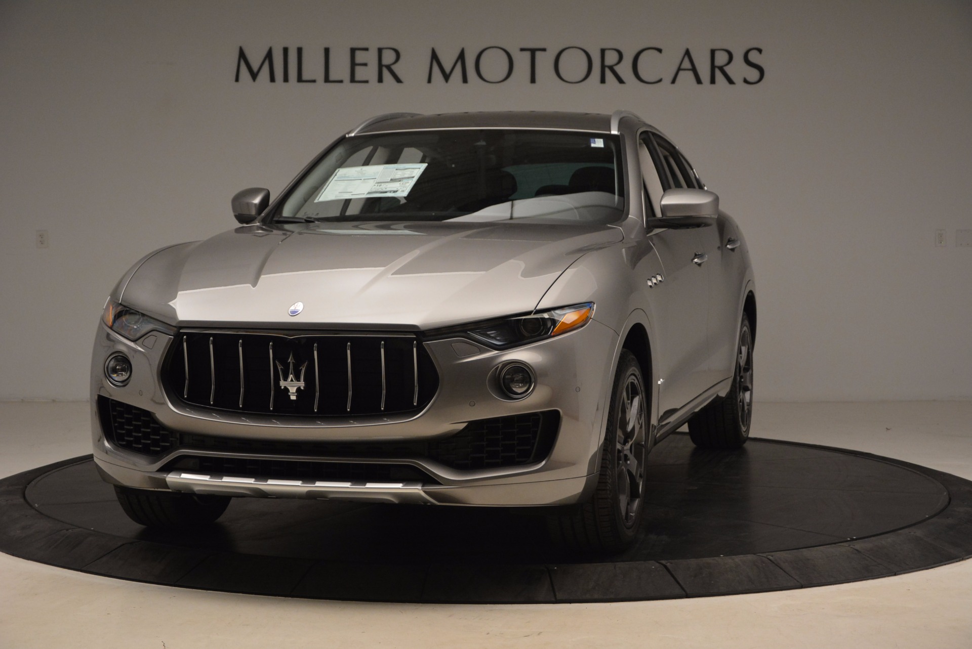 New 2018 Maserati Levante Q4 GranLusso for sale Sold at Pagani of Greenwich in Greenwich CT 06830 1