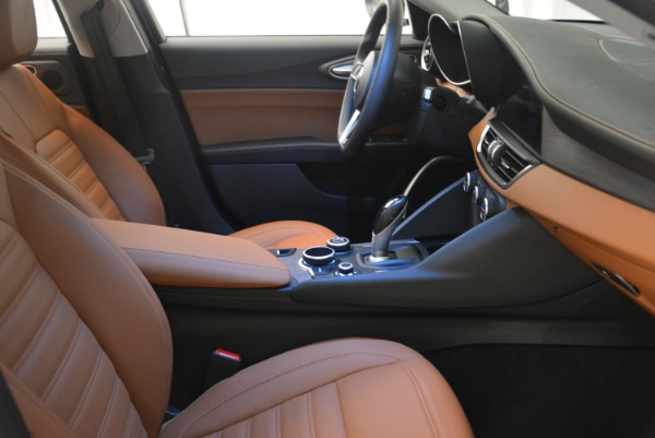 New 2018 Alfa Romeo Giulia Ti Lusso Q4 for sale Sold at Pagani of Greenwich in Greenwich CT 06830 22