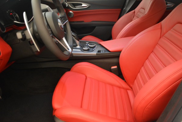 New 2018 Alfa Romeo Giulia Ti Sport Q4 for sale Sold at Pagani of Greenwich in Greenwich CT 06830 14