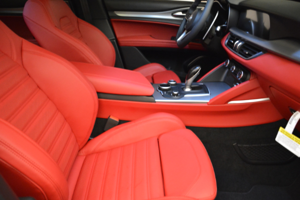 New 2018 Alfa Romeo Stelvio Ti Sport Q4 for sale Sold at Pagani of Greenwich in Greenwich CT 06830 20