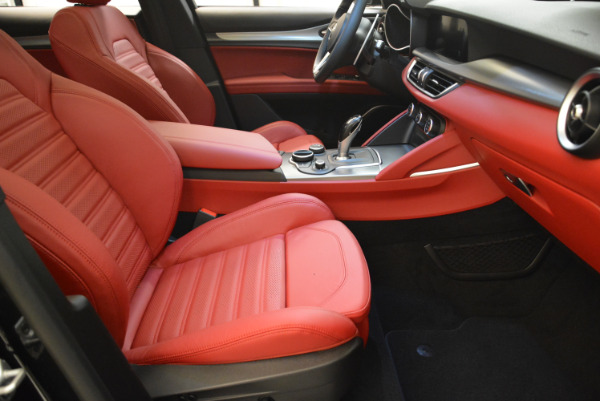 New 2018 Alfa Romeo Stelvio Ti Sport Q4 for sale Sold at Pagani of Greenwich in Greenwich CT 06830 20