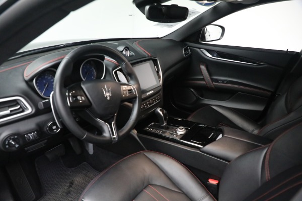 Used 2018 Maserati Ghibli S Q4 for sale $34,900 at Pagani of Greenwich in Greenwich CT 06830 13