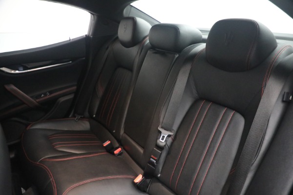 Used 2018 Maserati Ghibli S Q4 for sale $34,900 at Pagani of Greenwich in Greenwich CT 06830 20
