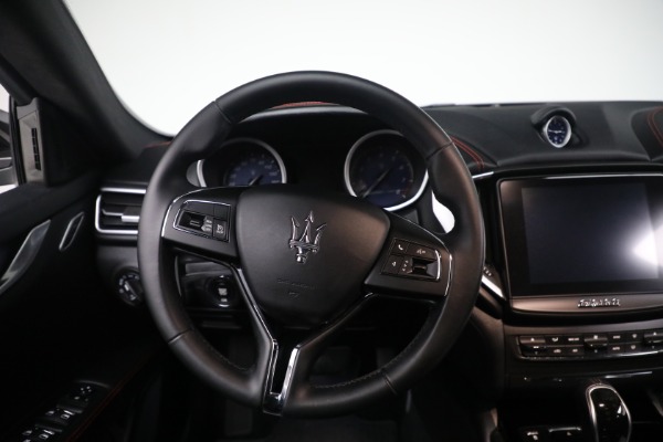 Used 2018 Maserati Ghibli S Q4 for sale $34,900 at Pagani of Greenwich in Greenwich CT 06830 26