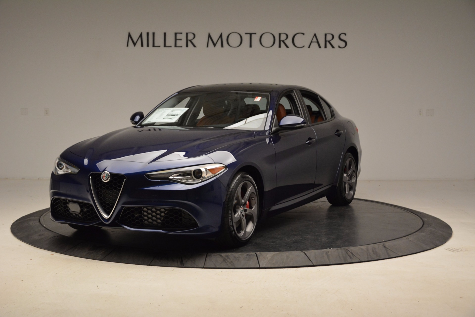 New 2018 Alfa Romeo Giulia Sport Q4 for sale Sold at Pagani of Greenwich in Greenwich CT 06830 1